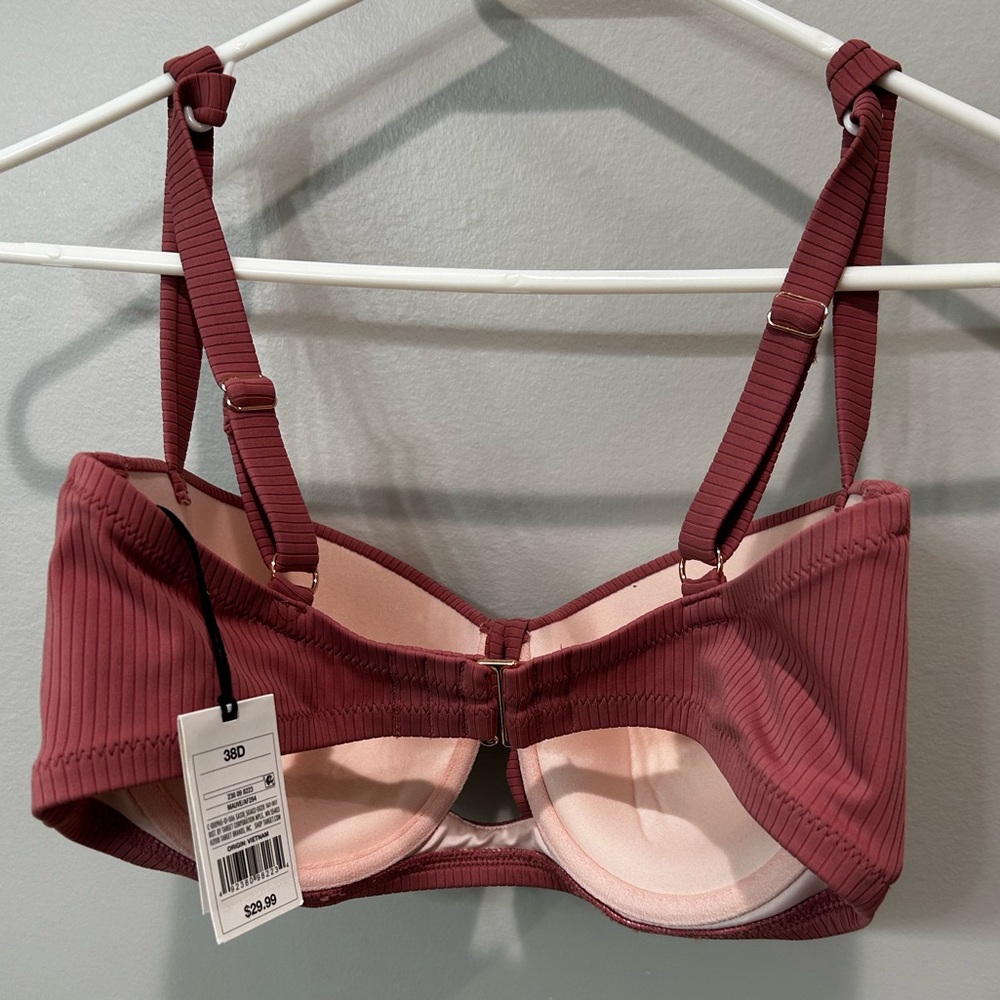 Shade and Shore - bathing suit top - 38 D - Picture 2 of 3